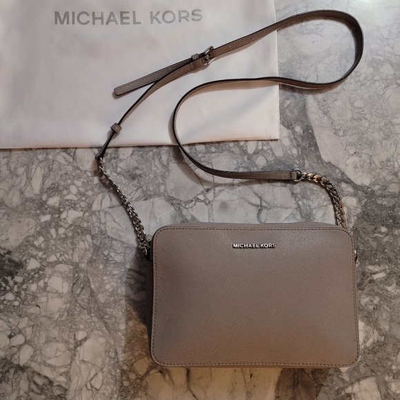 Michael Kors Handbags - Jet Set Large Crossbody bag